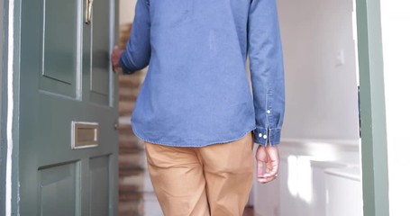 Kids running to welcome Dad home