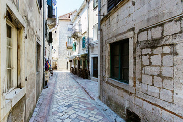 Fototapeta na wymiar Streets of Old town of Kotor
