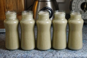 Veganer Ingwer Birnen Smoothie