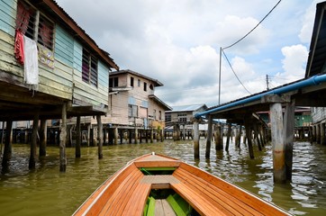 ブルネイ・ダルエスサラーム　バンダルスリブガワン　カンポン・アイール　水上集落　Negara Brunei Darussalam　Bandar Seri Begawan　Kampong Ayer
