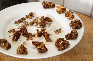 Veganes Bananen Ingwer Birnen Müsli