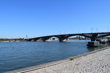 Theodor-Heuss-Brücke (Mainz)