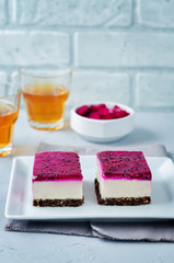 Raw vegan cashews pataya cheesecake
