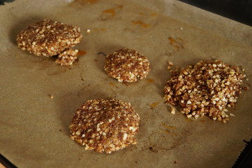 Vegane Mandel Leinsamen Burger