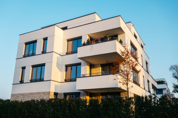 Fototapeta na wymiar modern apartment house in high contrasts