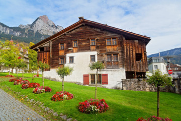 Fototapeta na wymiar Ältestes Haus der Schweiz