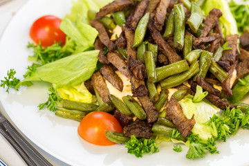 Grilled asparagus and beef salad