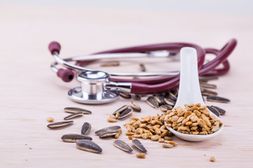 Sunflower seeds are healthy snacks rich in vitamins and minerals