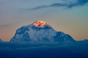 Fototapeta na wymiar Snow Peak Sunrise