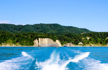 boat, the trace of the boat, boat trip on the sea, the movement on the water, the island in the distance