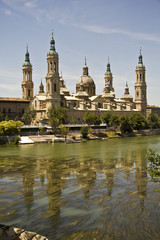 Fototapeta na wymiar Basílica Nuestra Señora del Pilar, Zaragoza