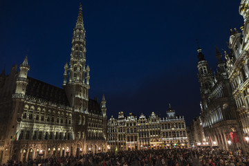 Fototapeta na wymiar View of the Grand Place at night in Brussels, Belgium
