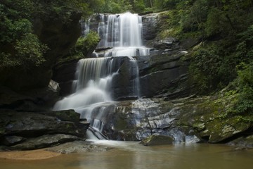 Fototapeta na wymiar Little Bradley Waterfalls 
