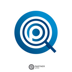 magnifying glass logo with initial letter p, b or d.