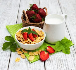 Muesli with strawberries