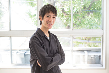 笑顔の男性