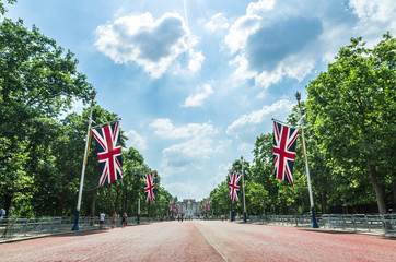 British flags at The Mall, London - obrazy, fototapety, plakaty