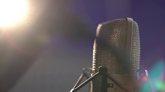 Professional condenser studio microphone, Musical Concept