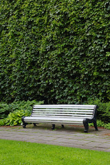 bench to relax in the Park