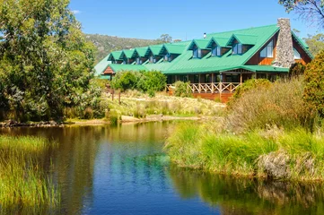 Fototapete Cradle Mountain Die Peppers Cradle Mountain Lodge ist ein ikonisches Wildniserlebnis – Tasmanien, Australien
