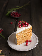 Honey nut ginger and carrot cake decorated with cranberries and rosemary. Perfect Christmas baked goods that you want to eat!)