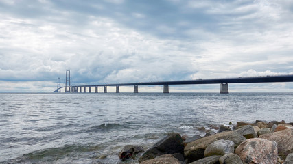 Obraz premium Big Belt Bridge multi-element fixed link crossing between the Danish islands