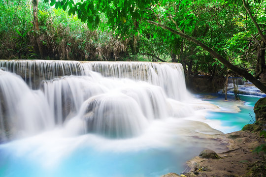 Turquoise water of Kuang Si waterfall, Luang Prabang. Laos © preto_perola