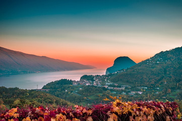 Lago di Garda al tramonto
