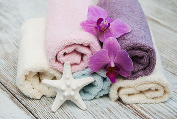 Obraz na płótnie Canvas Spa towels and starfis