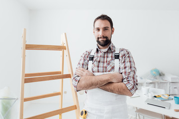 Professional painter posing © stokkete