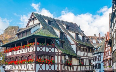 Obraz premium Typical house from La Petite France in Strasbourg, Alsace, France