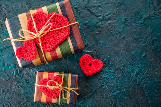 Crochet valentine hearts.
