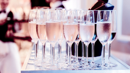 champagne glasses