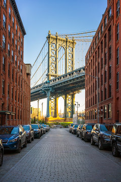 View On Manhattan Bridge From Washington Street In Brooklyn