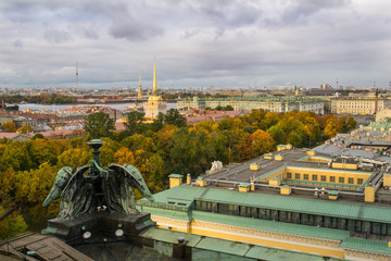 Вид на центр Санкт-Петербурга с колоннады Исаакиевского собораю Осень, 2017