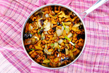 stir fried cashew nuts and chicken with hot chili pepper
