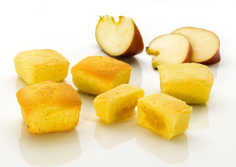 Biscotti ripieni di mela