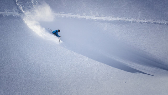 Freeride skiing