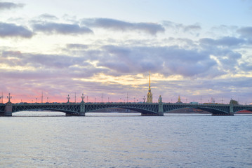 Fototapeta na wymiar Trinity bridge at evening.