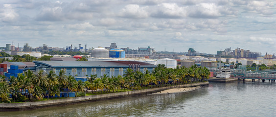Industrial cargo port