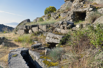 Fototapeta na wymiar Ruinas de un antiguo molino de agua en San Juan de la Nava. Avila.