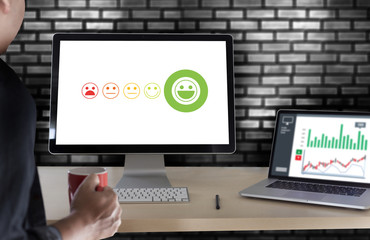 pressing smiley face emoticon The Customer Service Target Business Customer review give a five star