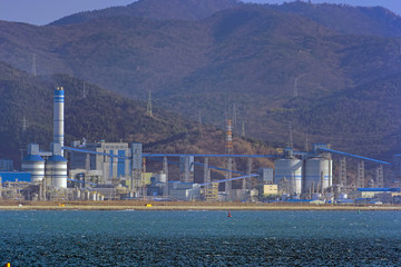 Fototapeta premium Industrial landscape in South Korea