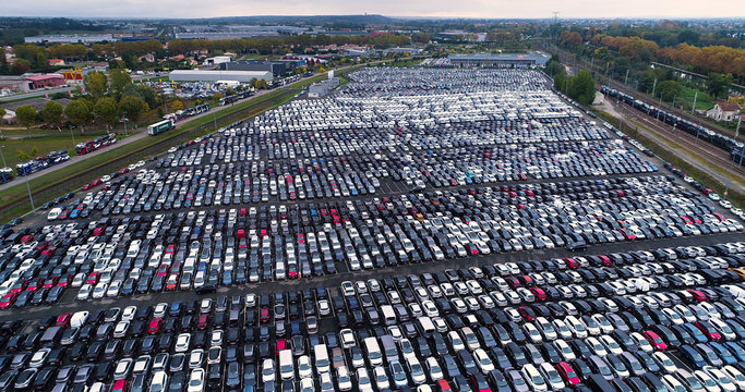 parc g&eacute;ant de voiture neuve 