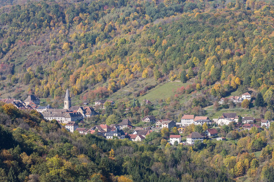 Village en automne