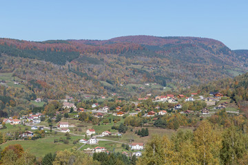 Fototapeta premium Village en automne