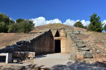 Treasury of Atreus or The tomb of Agamemnon in the archaeological site of Mycenae near the village of Mykines, Peloponnese, Greece