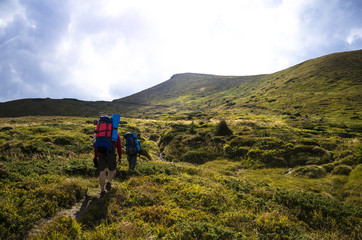 Obraz premium hikers in the mountain