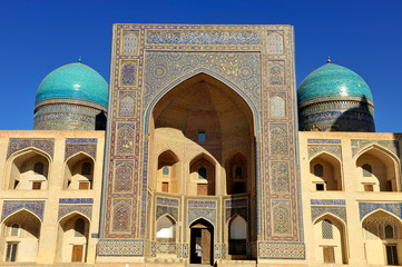 Fototapeta na wymiar Bukhara: miri Arab Madrasa