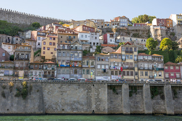 Fototapeta na wymiar Ribeira embankment in Porto